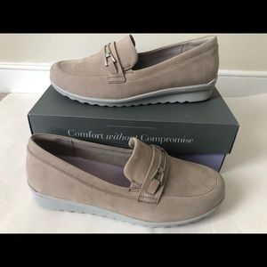 AVARON Josie Bit Loafers Beige Suede Shoes 9D